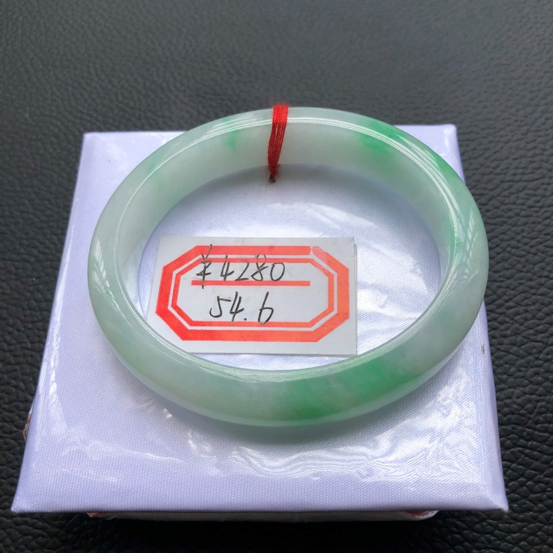 Bracelets - Birinci sınıf Burma doğal yeşiminden yapılmış,